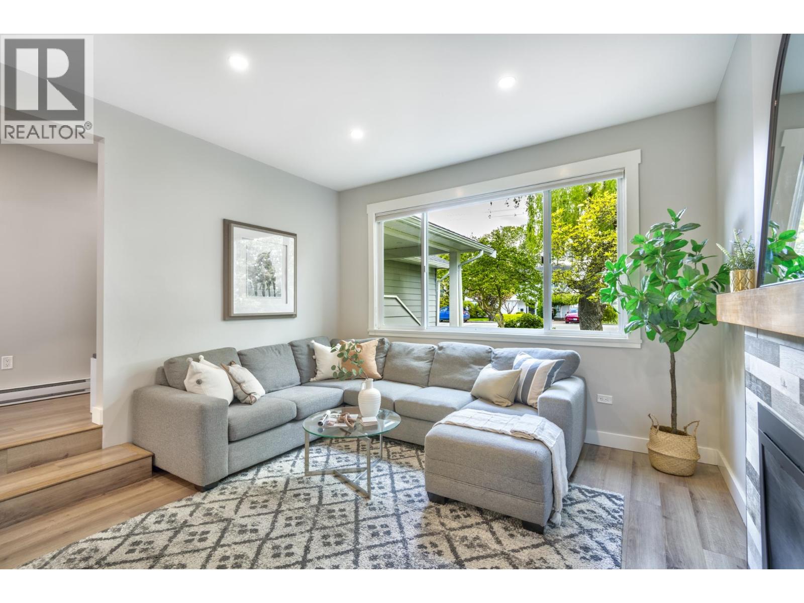 5463 WESTMINSTER Avenue, Delta