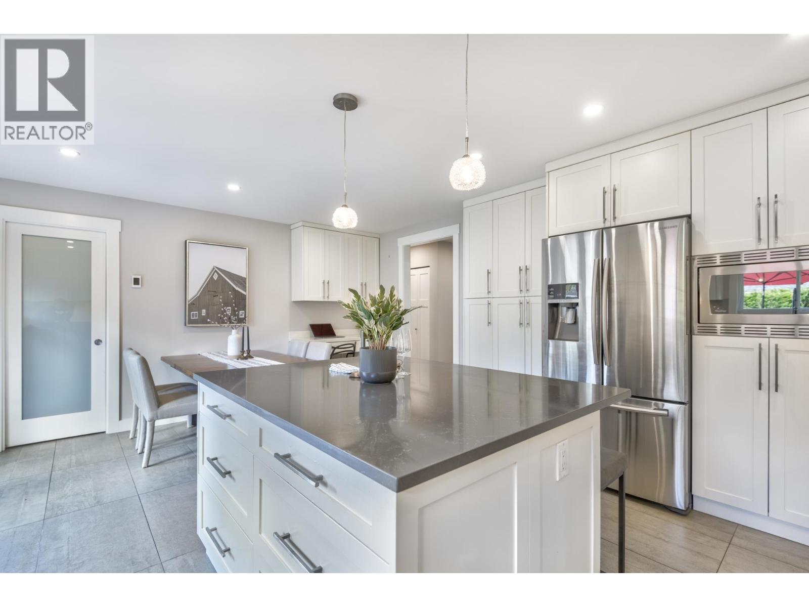 5463 WESTMINSTER Avenue, Delta