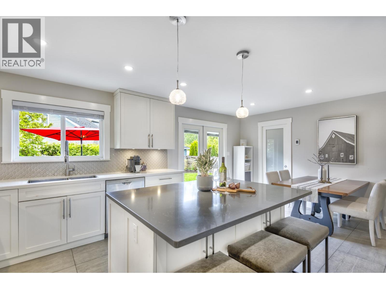 5463 WESTMINSTER Avenue, Delta