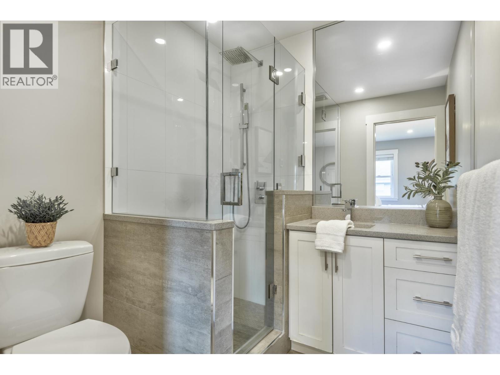 5463 WESTMINSTER Avenue, Delta