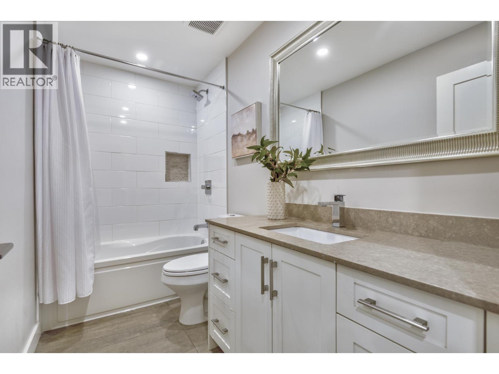 5463 WESTMINSTER Avenue, Delta