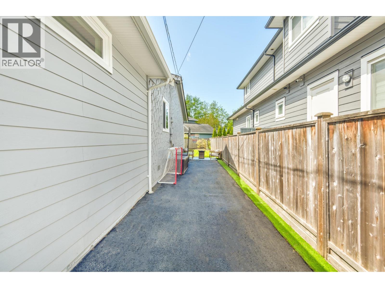 5463 WESTMINSTER Avenue, Delta