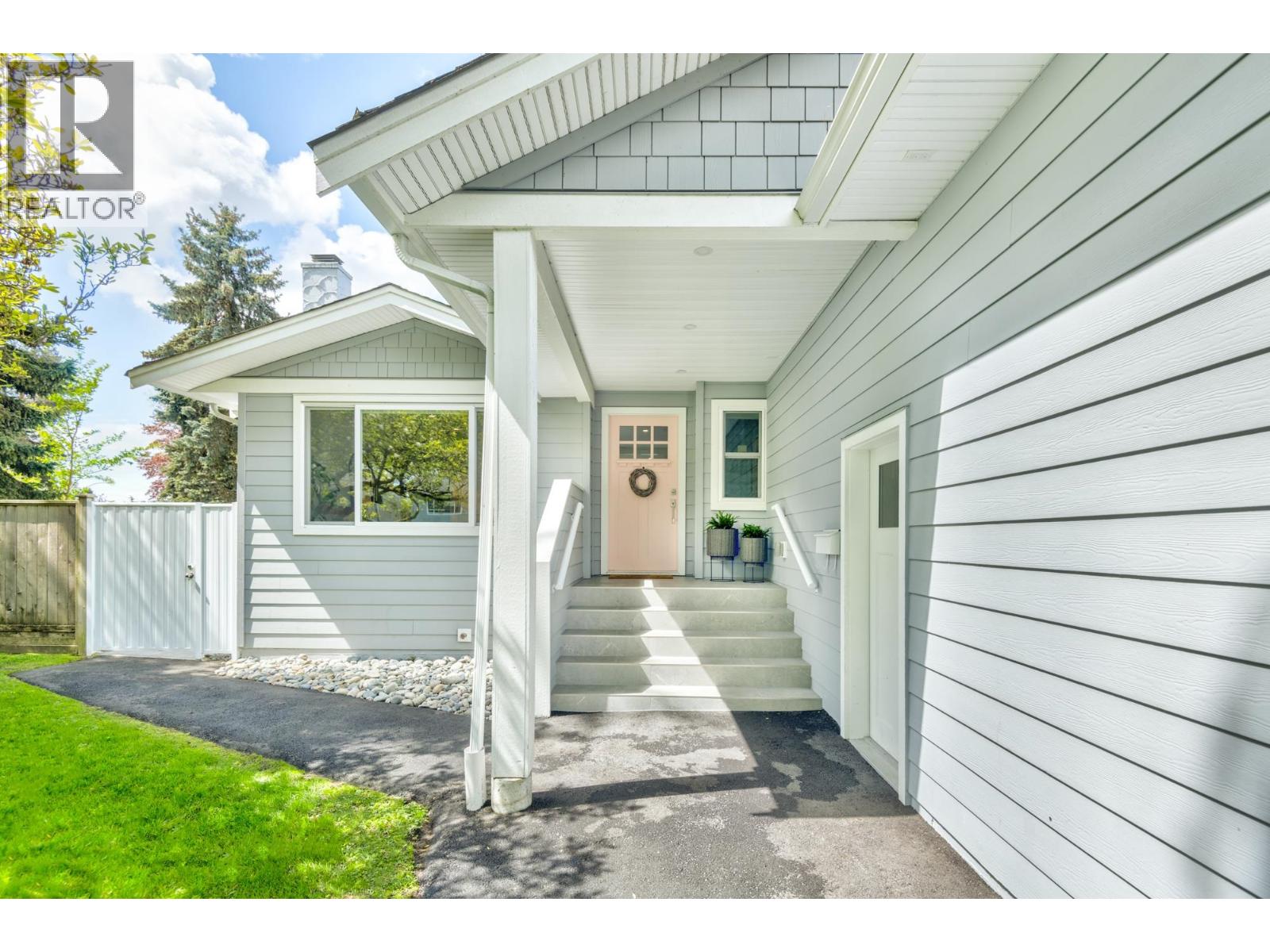 5463 WESTMINSTER Avenue, Delta