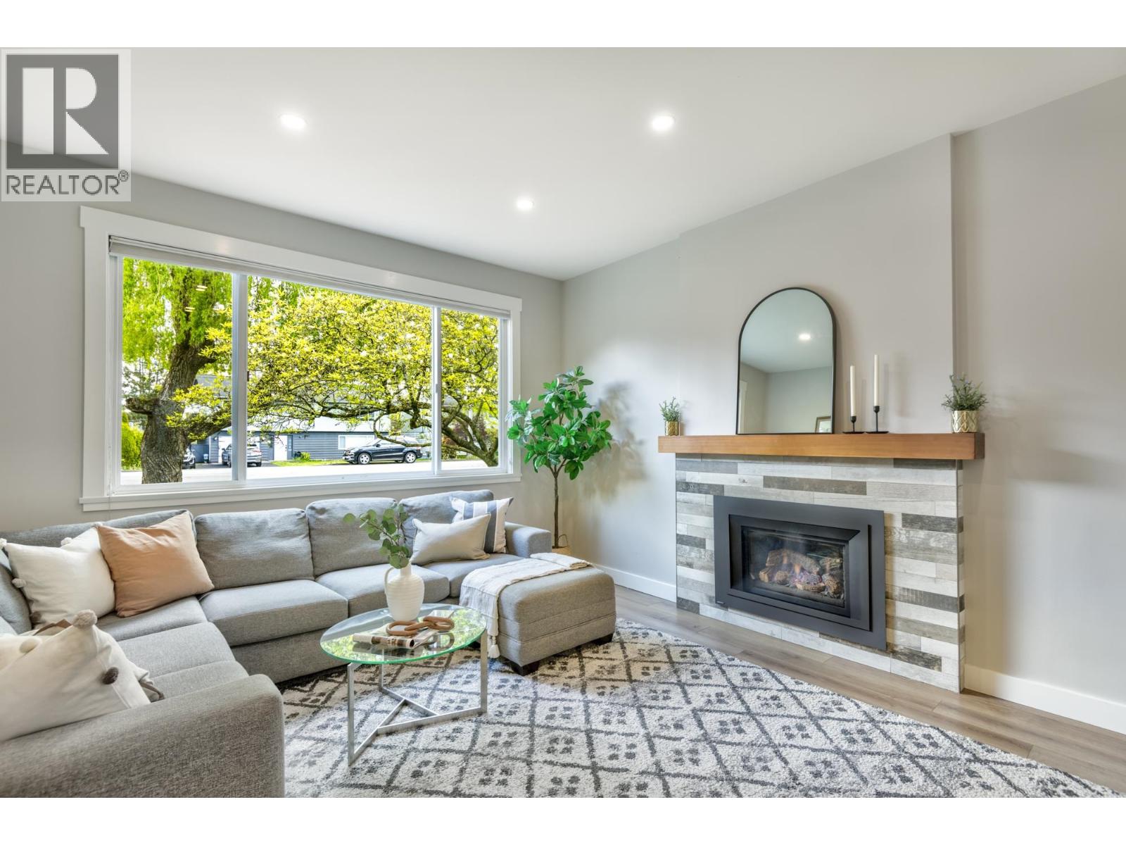 5463 WESTMINSTER Avenue, Delta