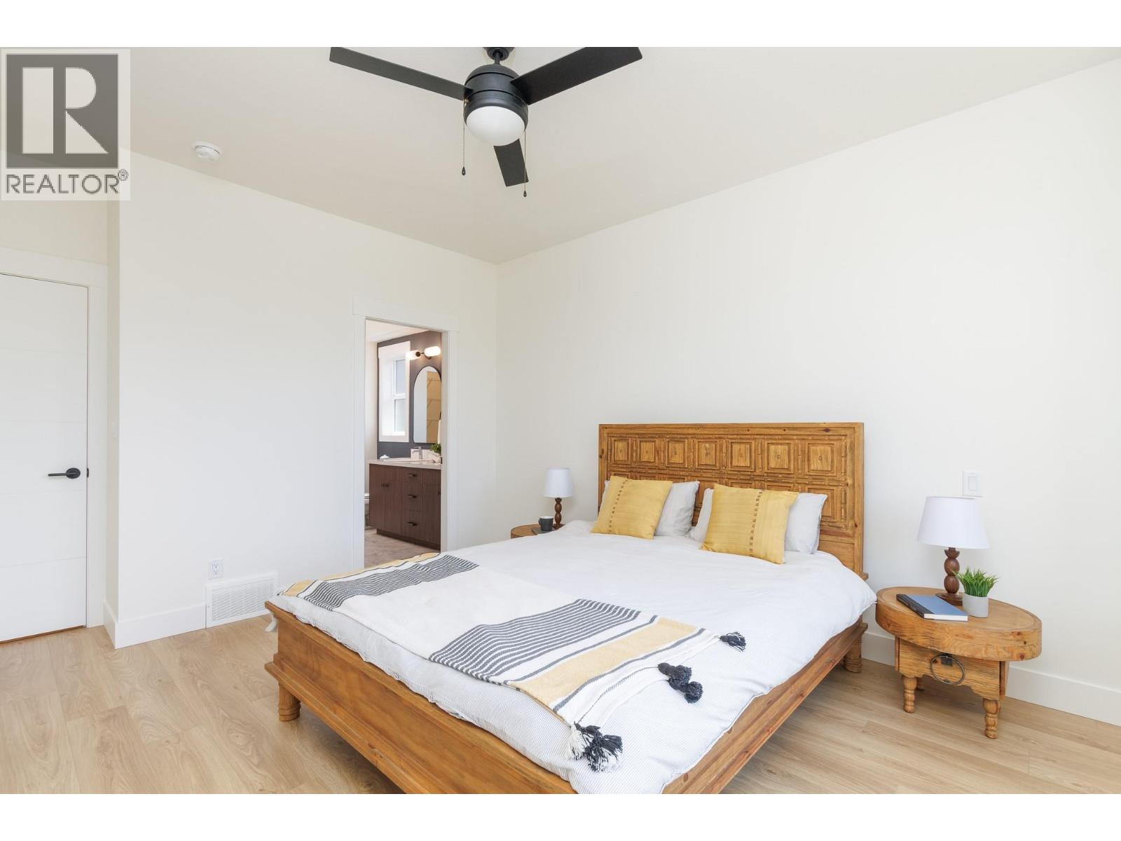  111 20 Street Southeast, Salmon Arm