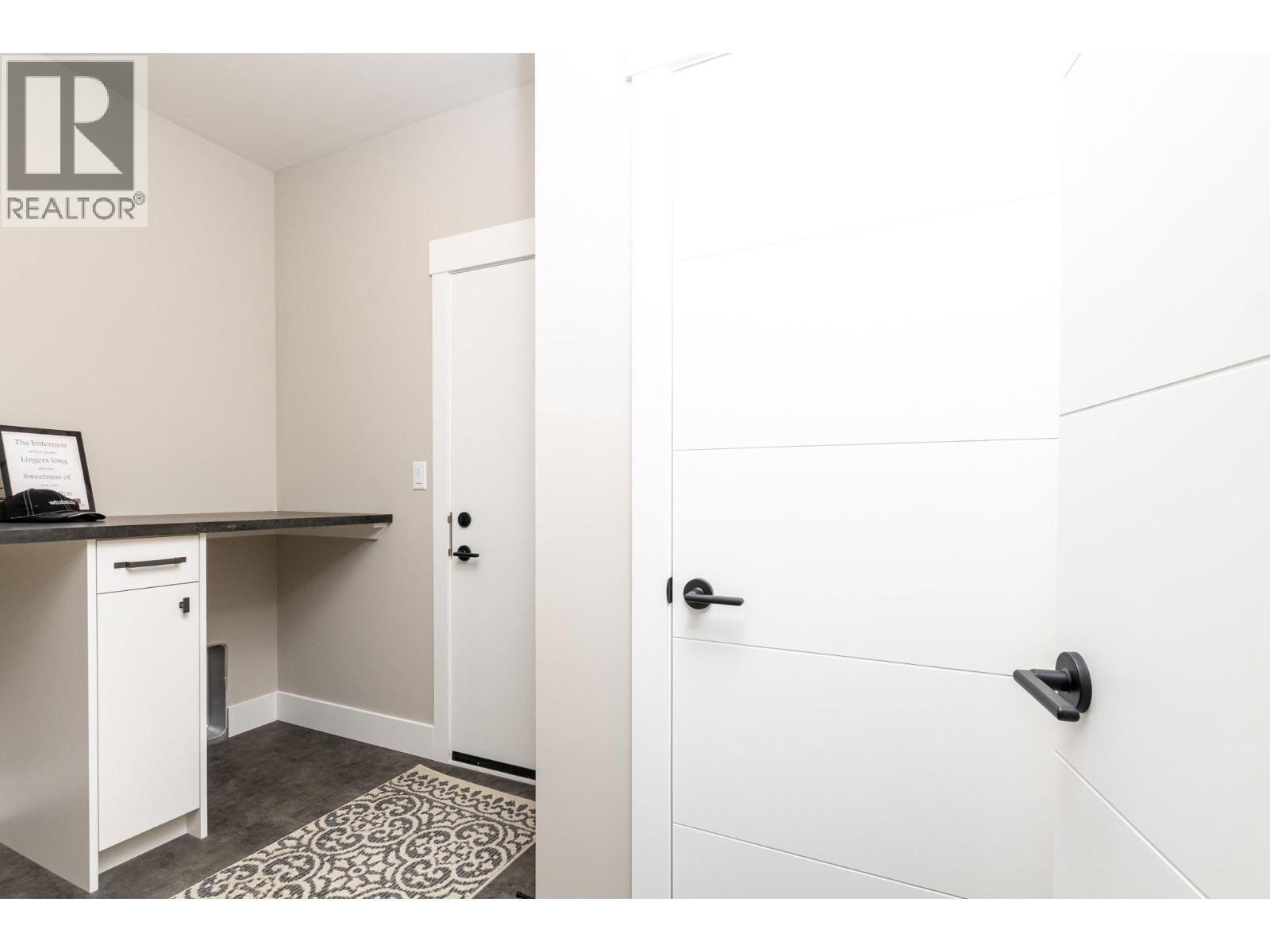  111 20 Street Southeast, Salmon Arm