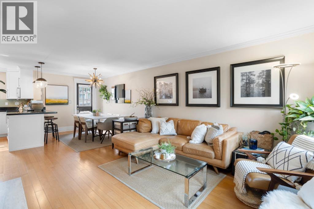 136X W 7TH AVENUE, Vancouver