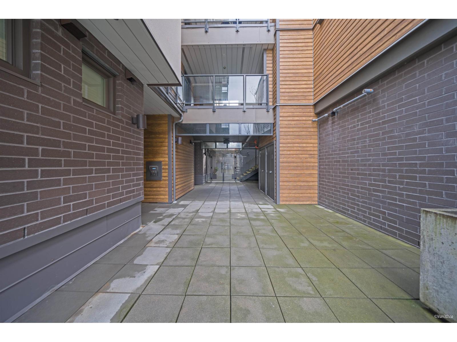 301 1150 OXFORD STREET, White Rock