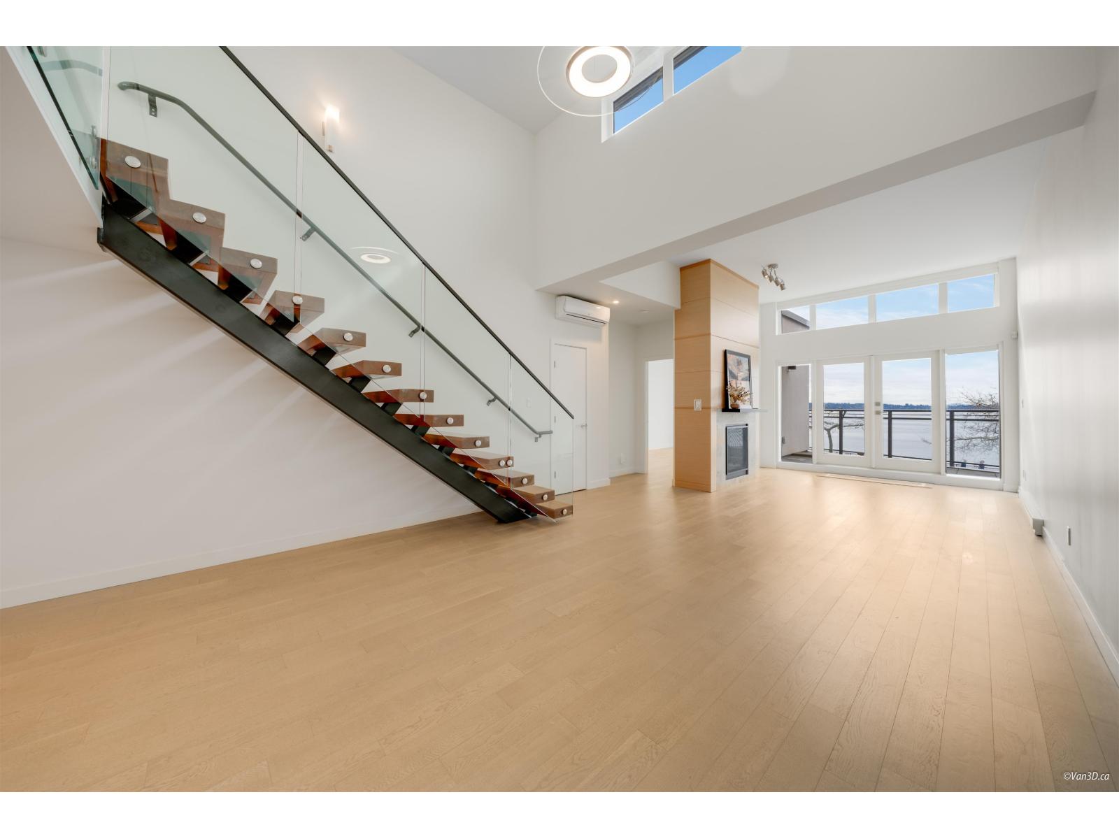 301 1150 OXFORD STREET, White Rock