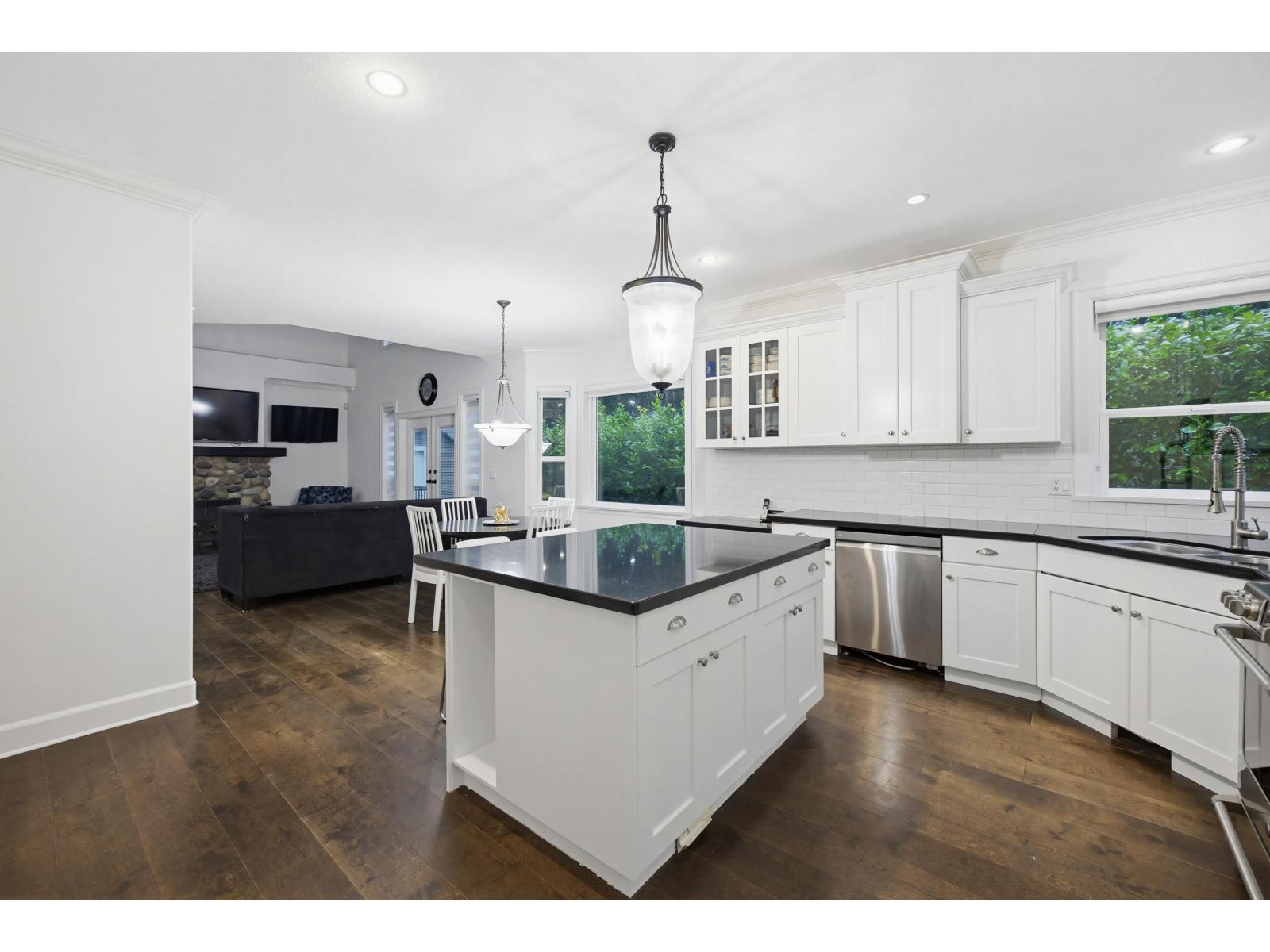 21686 93 AVENUE, Langley