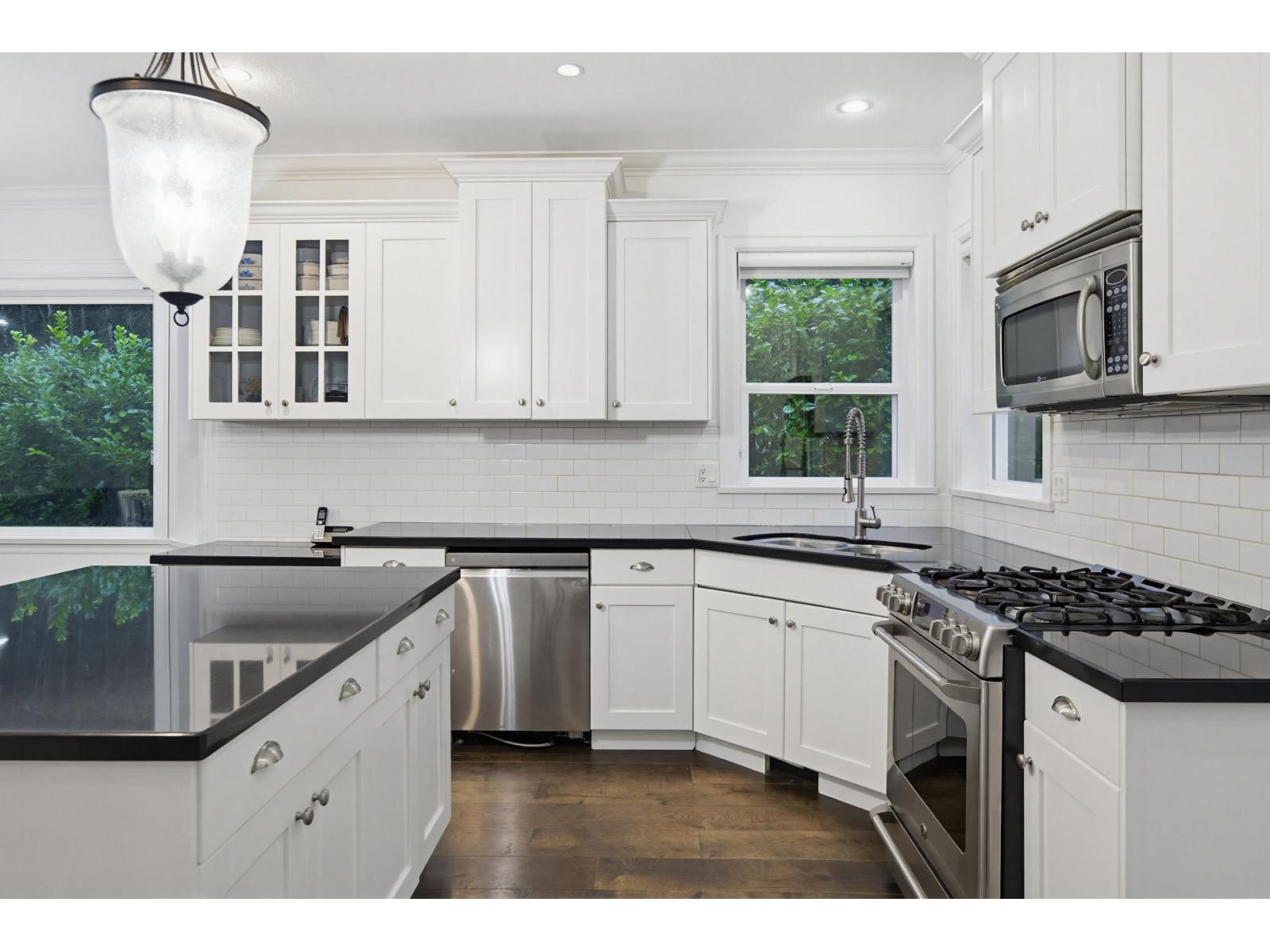 21686 93 AVENUE, Langley