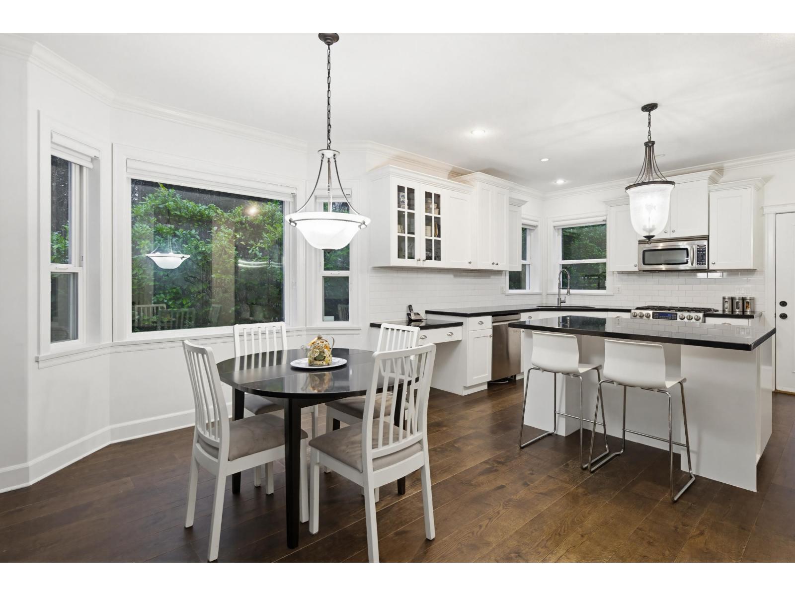 21686 93 AVENUE, Langley