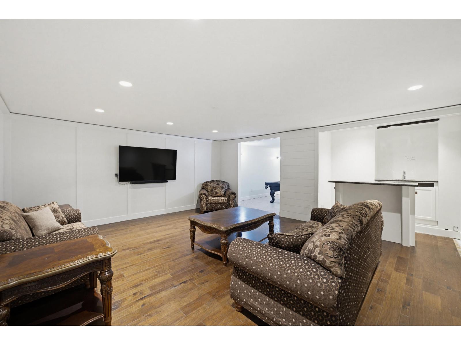 21686 93 AVENUE, Langley