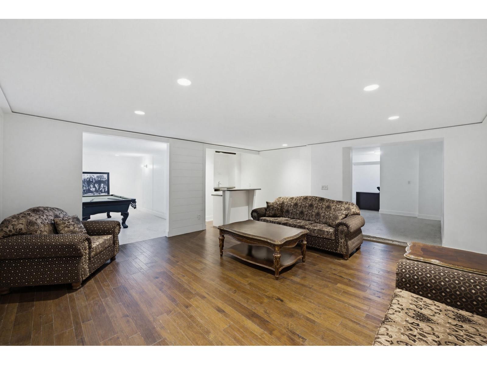 21686 93 AVENUE, Langley