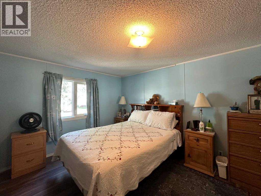 6205 54 Street, Ponoka