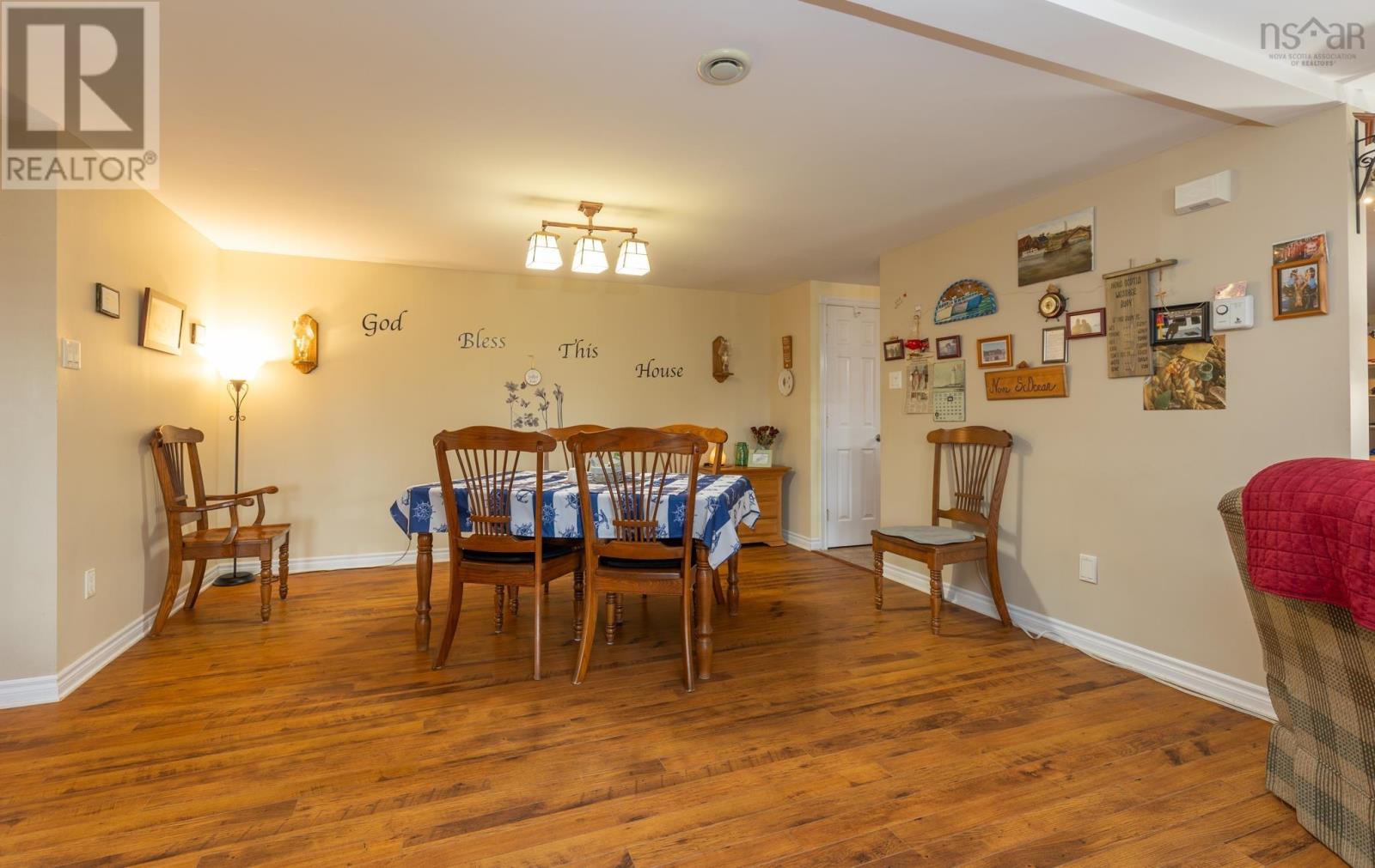 Property 28 of 45 of 2977 Highway 340