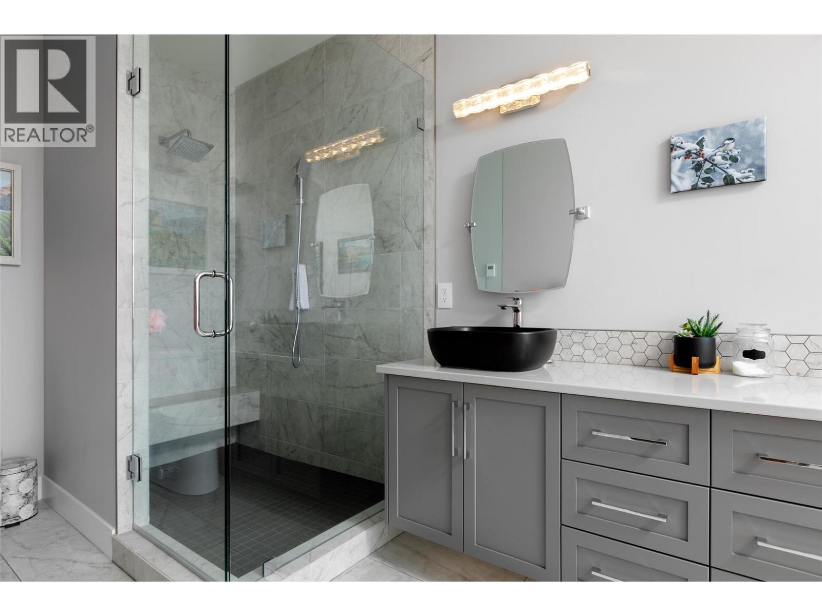  2510 Tallus Heights Lane, West Kelowna