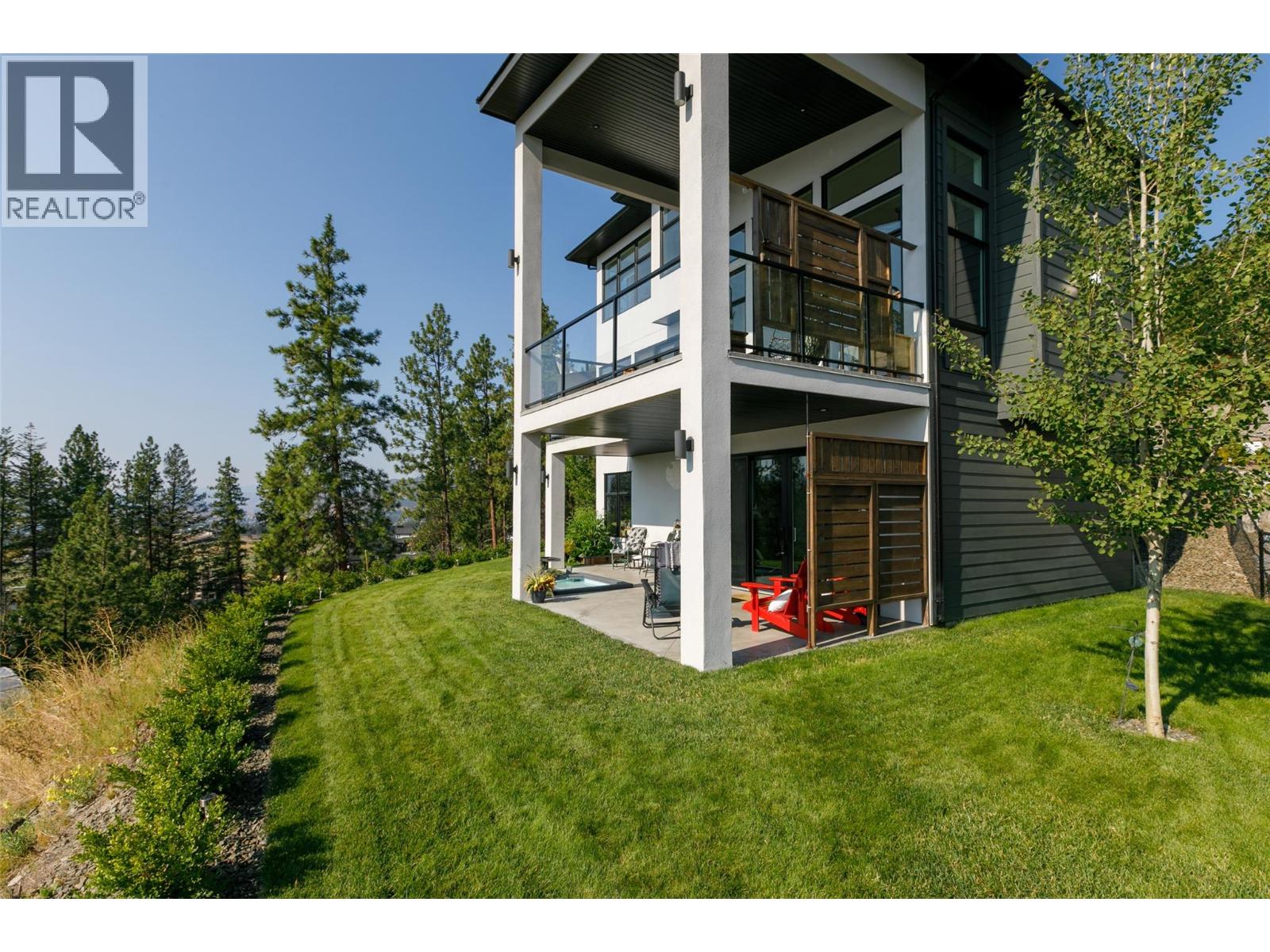  2510 Tallus Heights Lane, West Kelowna