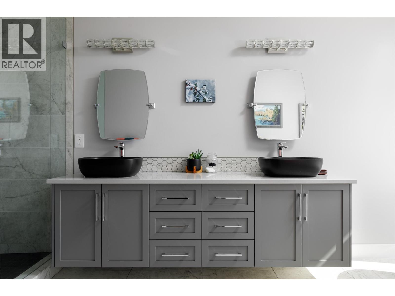  2510 Tallus Heights Lane, West Kelowna