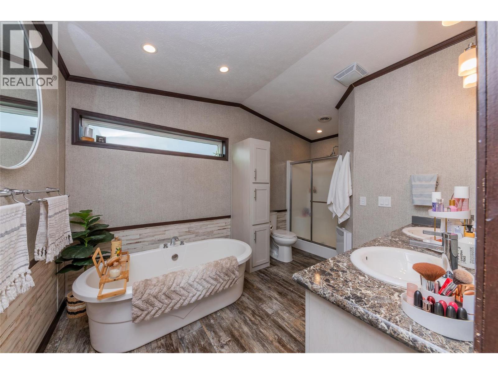 #103 5005 RIVER ROAD - 16