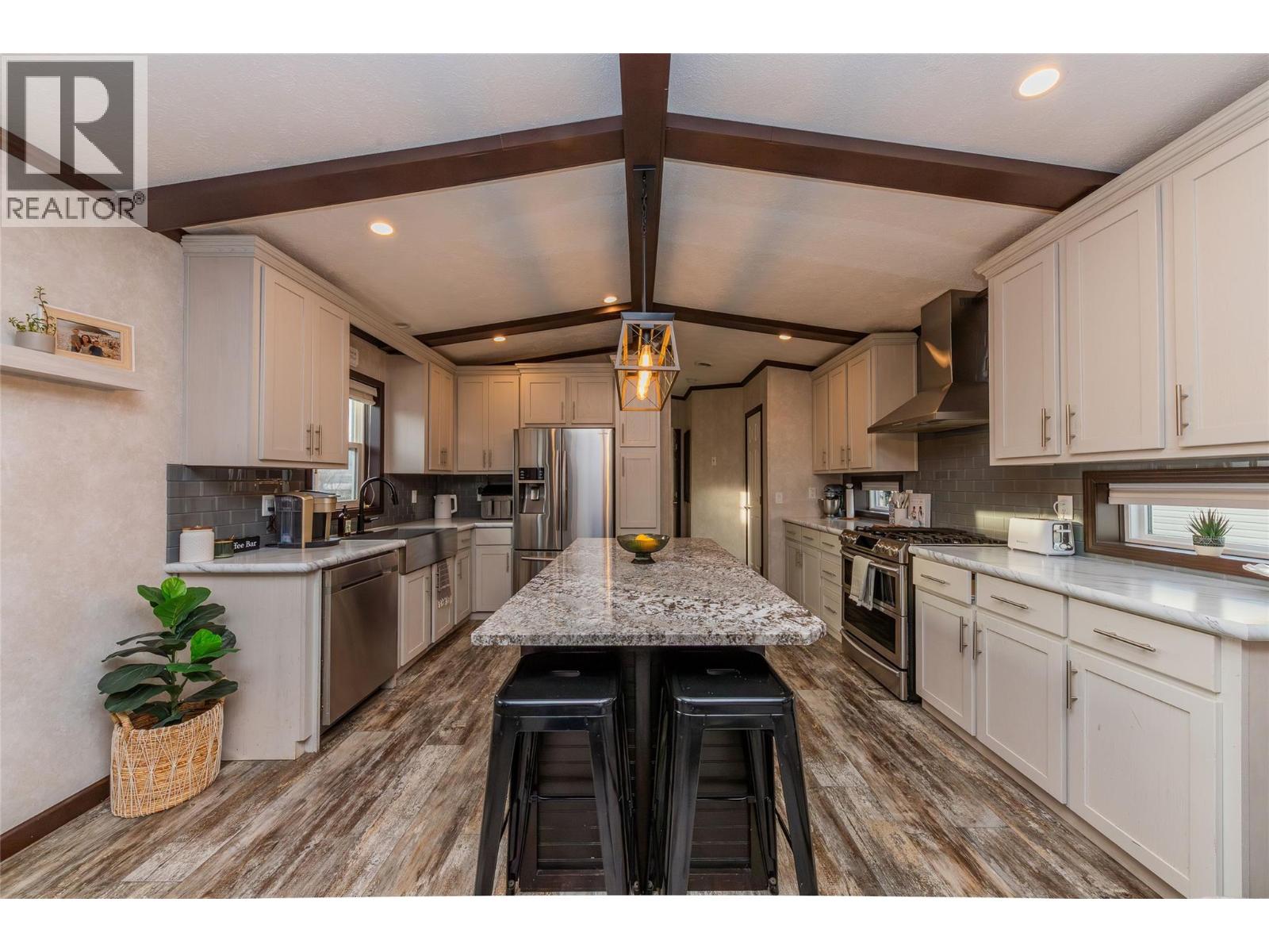 5005 River Road Unit# 103 - Photo 2 of 32, Pritchard, British Columbia