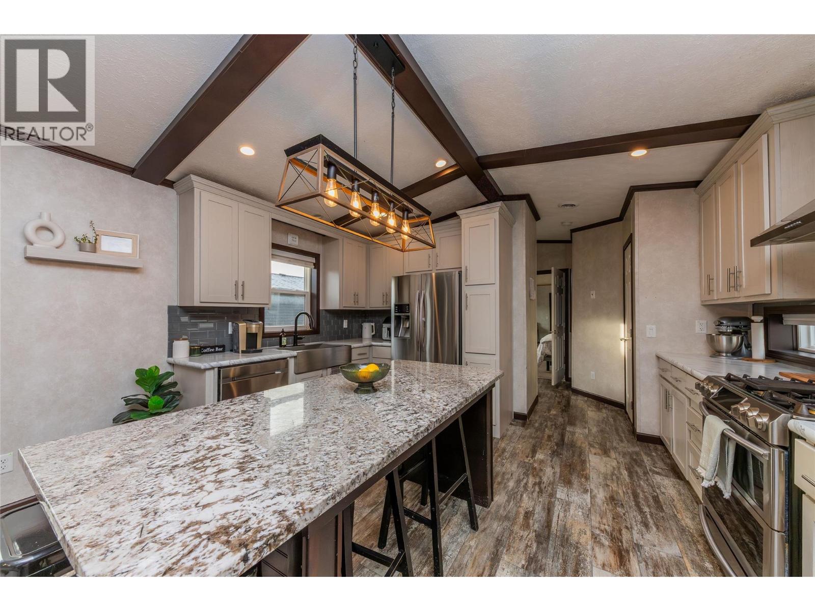 #103 5005 RIVER ROAD - 7