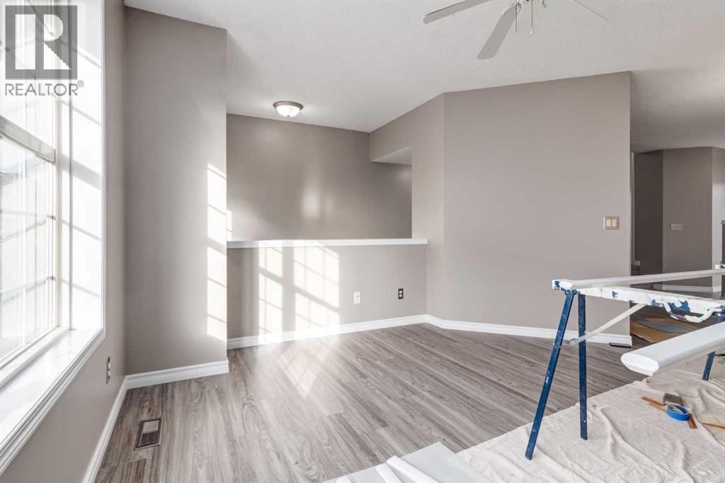 Single Family House for Sale in  Tuscany Springs Gardens NW Tuscany Calgary 