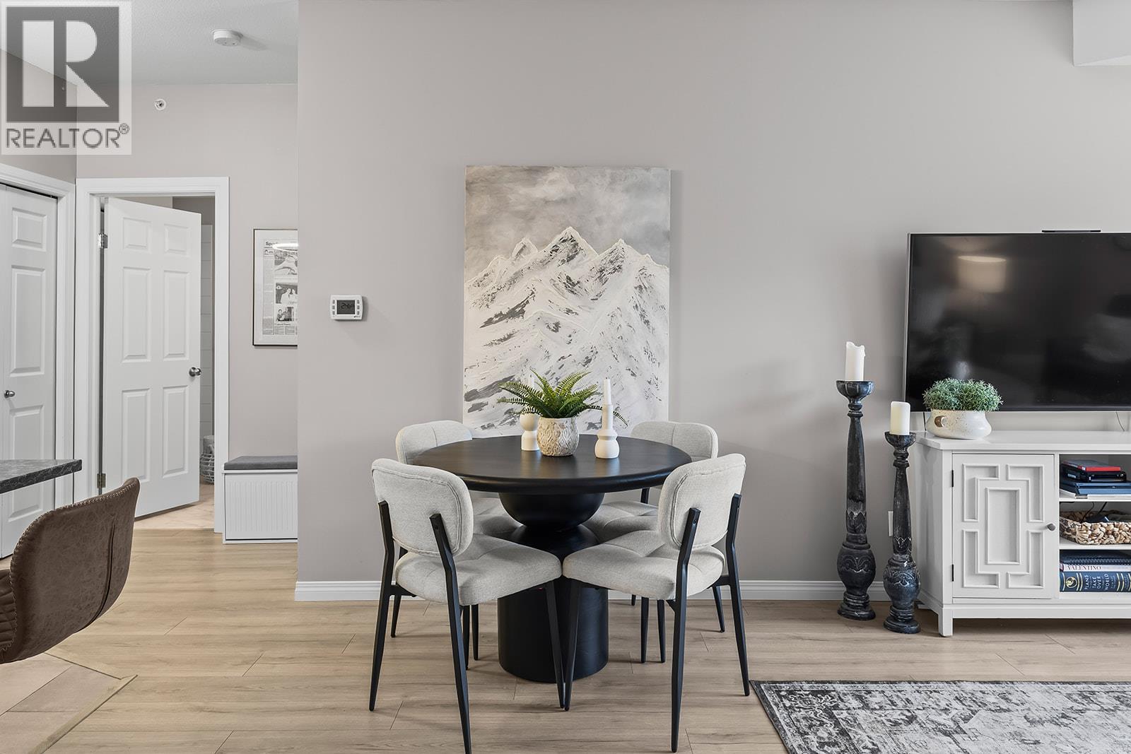 1617 1875 Country Club Drive, Kelowna