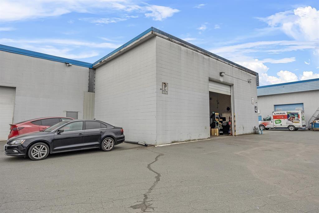 105 20121 INDUSTRIAL AVENUE, Langley