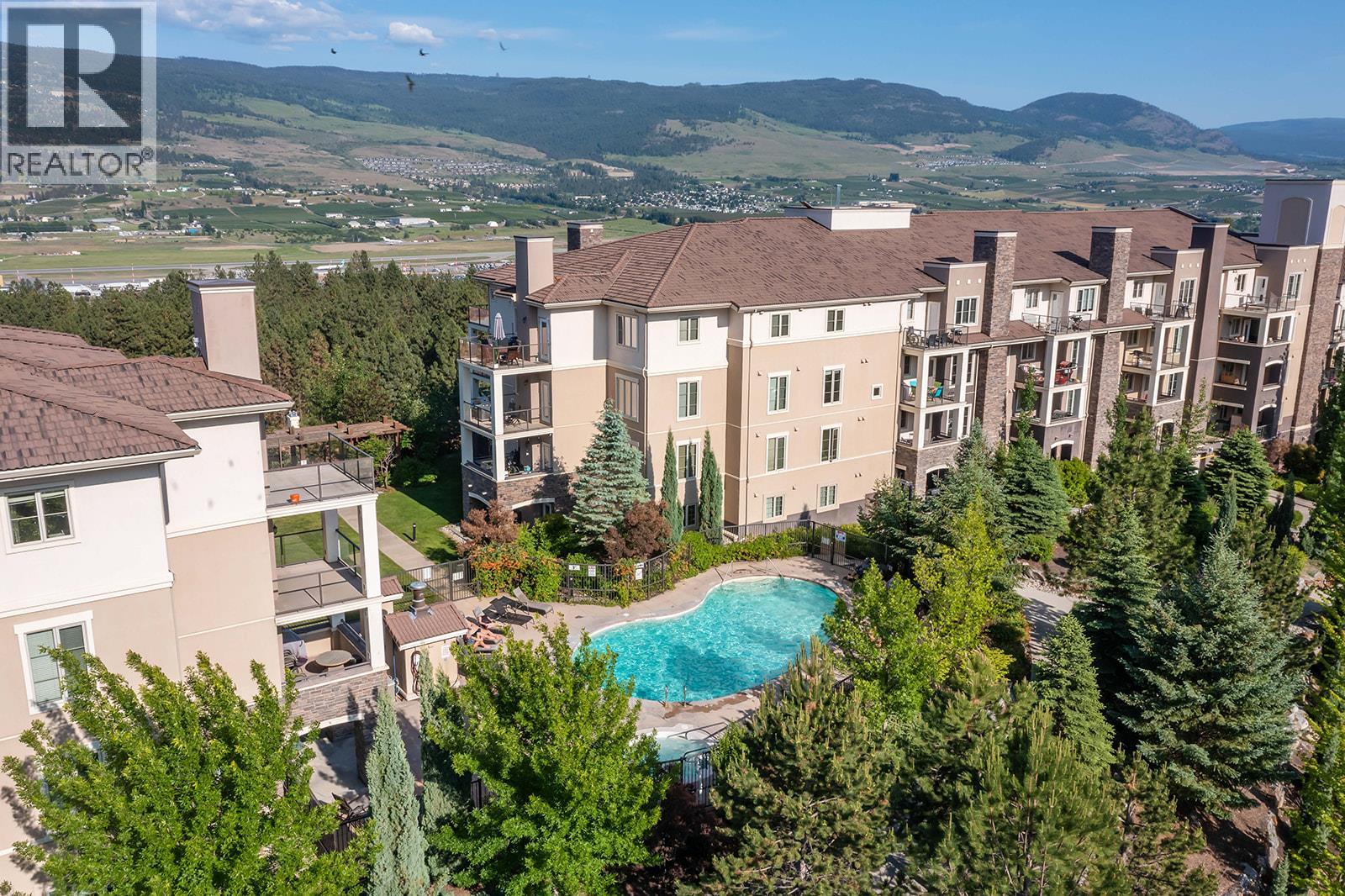 1617 1875 Country Club Drive, Kelowna