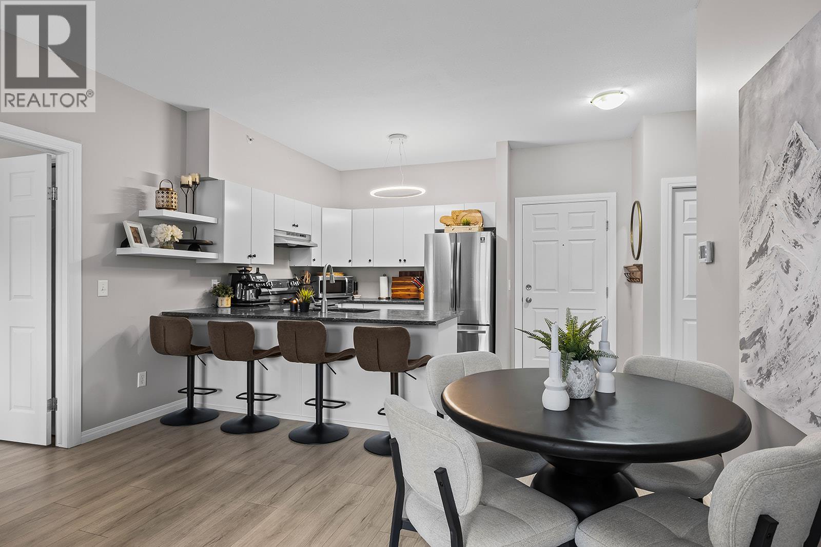 1617 1875 Country Club Drive, Kelowna