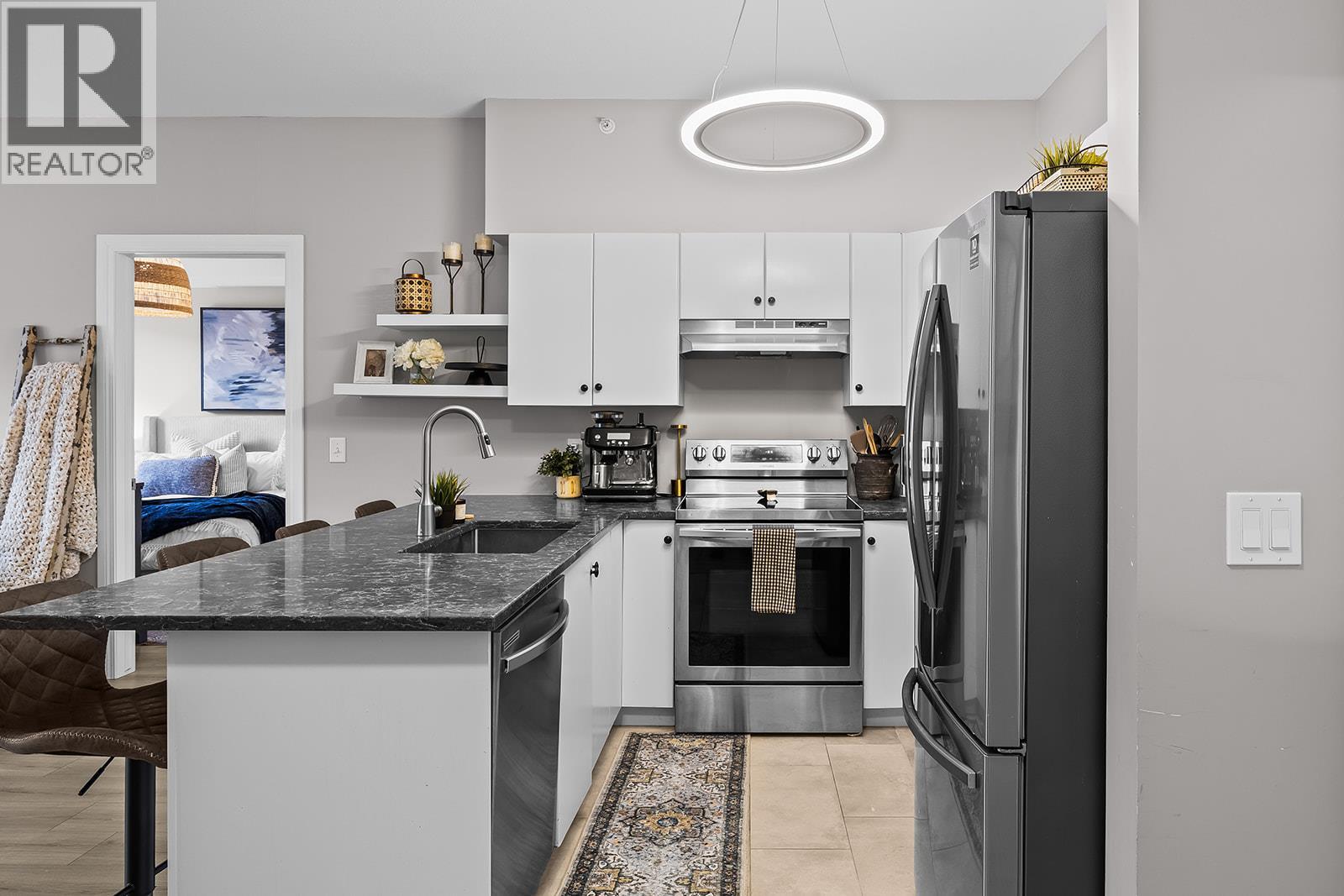 1617 1875 Country Club Drive, Kelowna