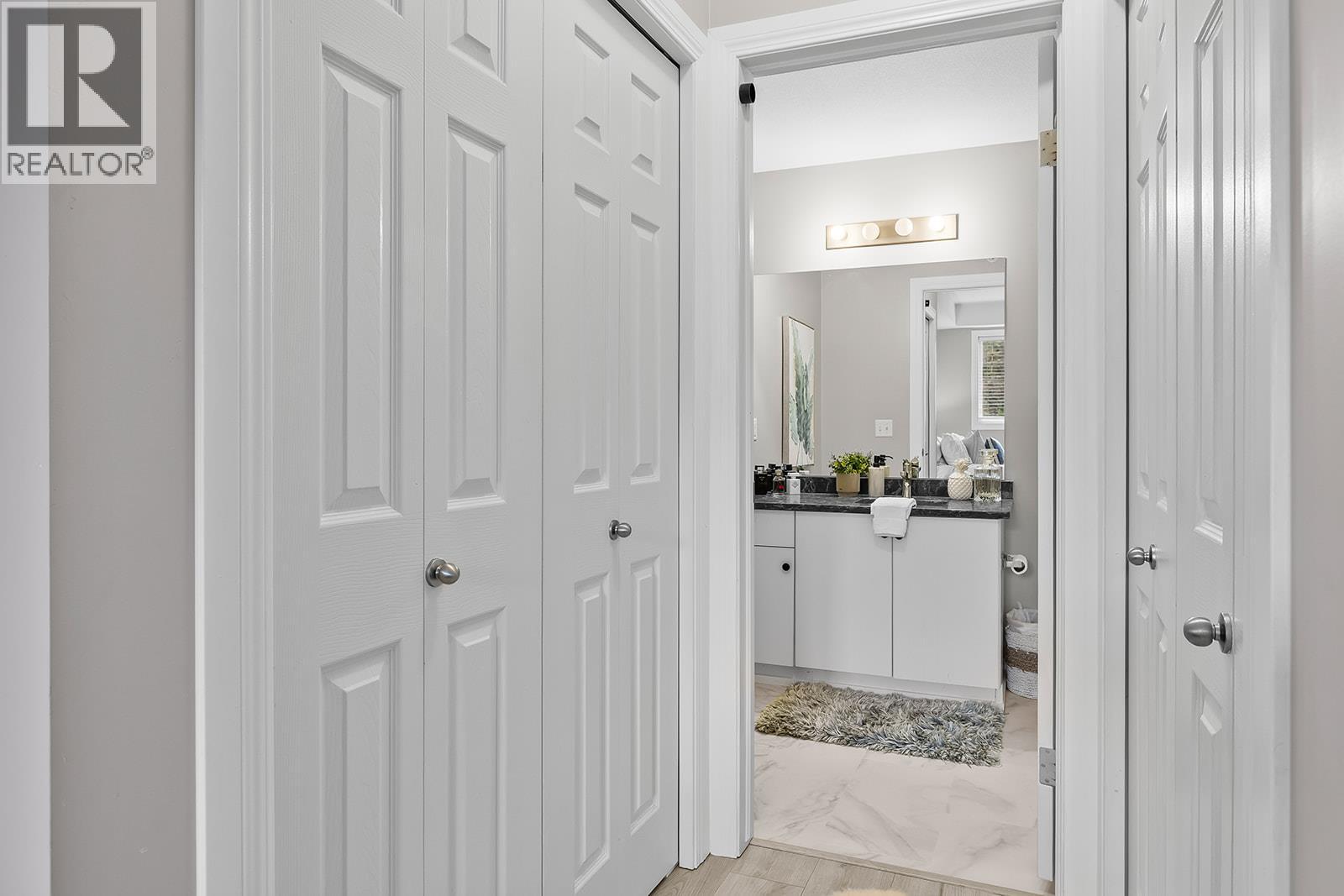 1617 1875 Country Club Drive, Kelowna