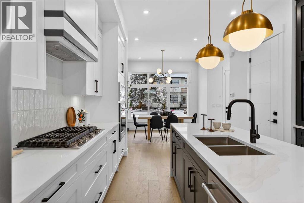 Single Family House for Sale in   Avenue NE Winston Heights/Mountview Calgary 