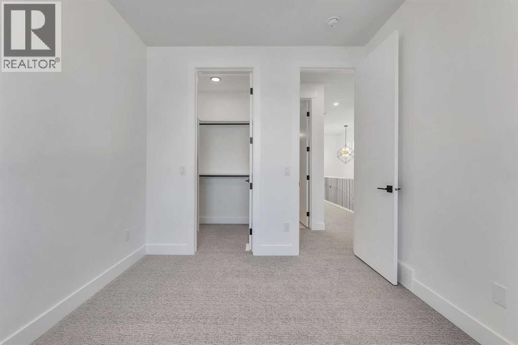 Single Family House for Sale in   Avenue NE Winston Heights/Mountview Calgary 