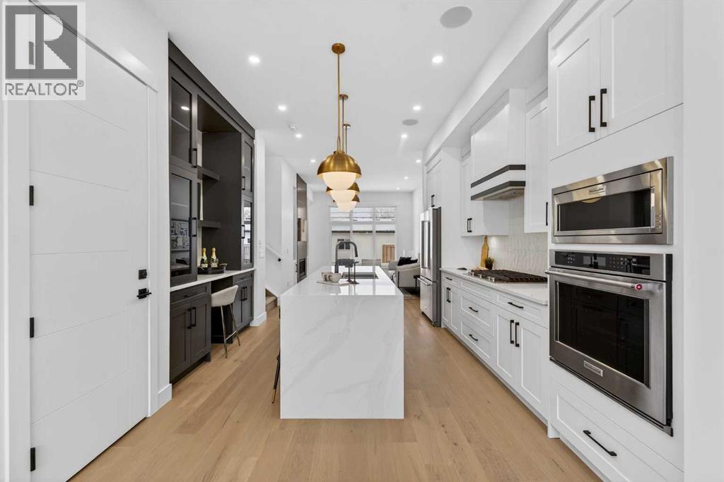 Single Family House for Sale in   Avenue NE Winston Heights/Mountview Calgary 