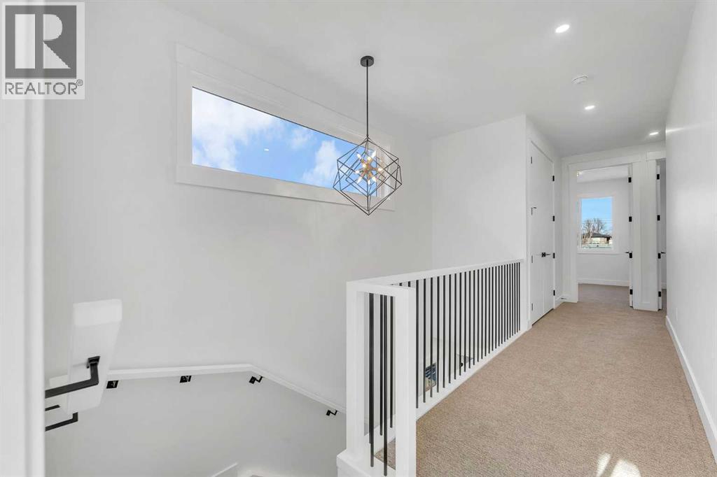 Single Family House for Sale in   Avenue NE Winston Heights/Mountview Calgary 