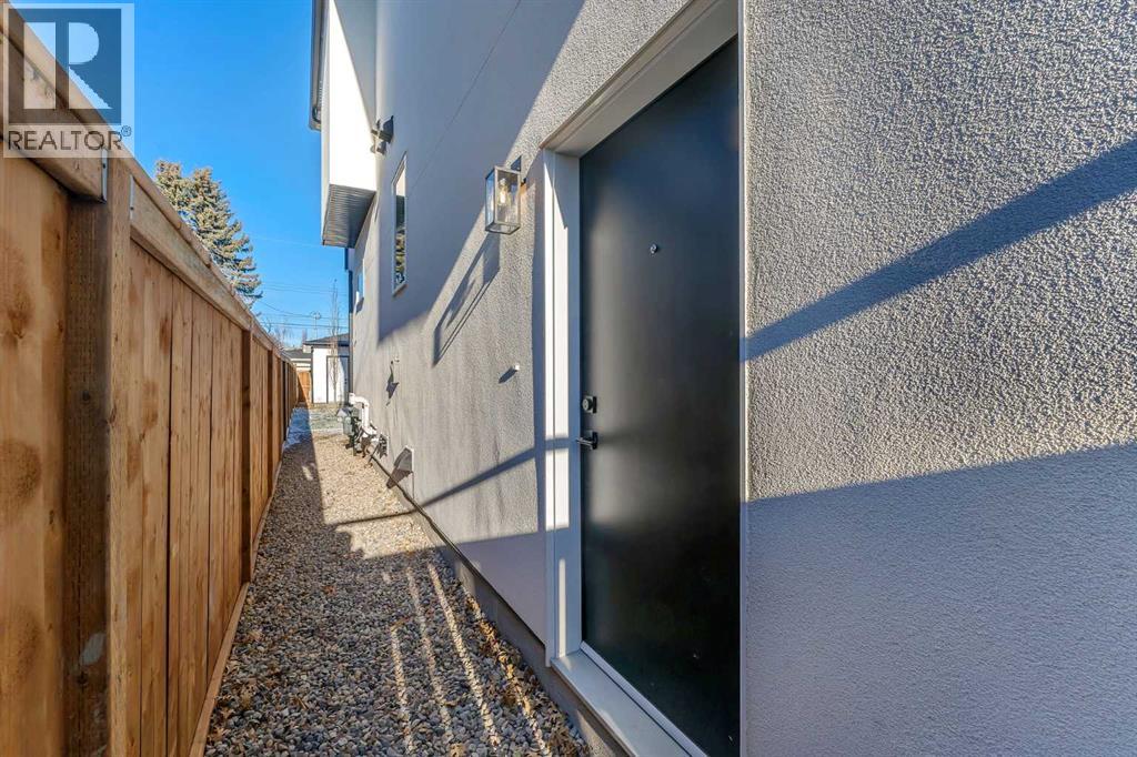 Single Family House for Sale in   Avenue NE Winston Heights/Mountview Calgary 