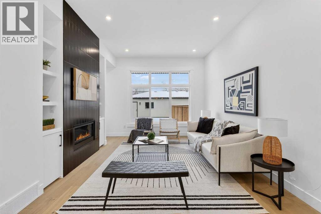 Single Family House for Sale in   Avenue NE Winston Heights/Mountview Calgary 