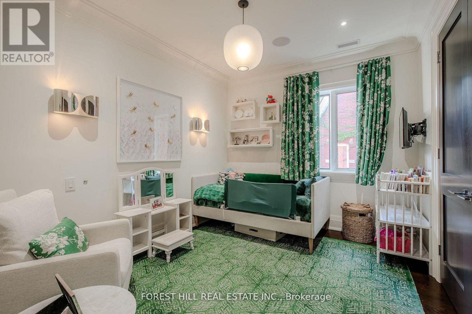 176 BALMORAL AVENUE - 37