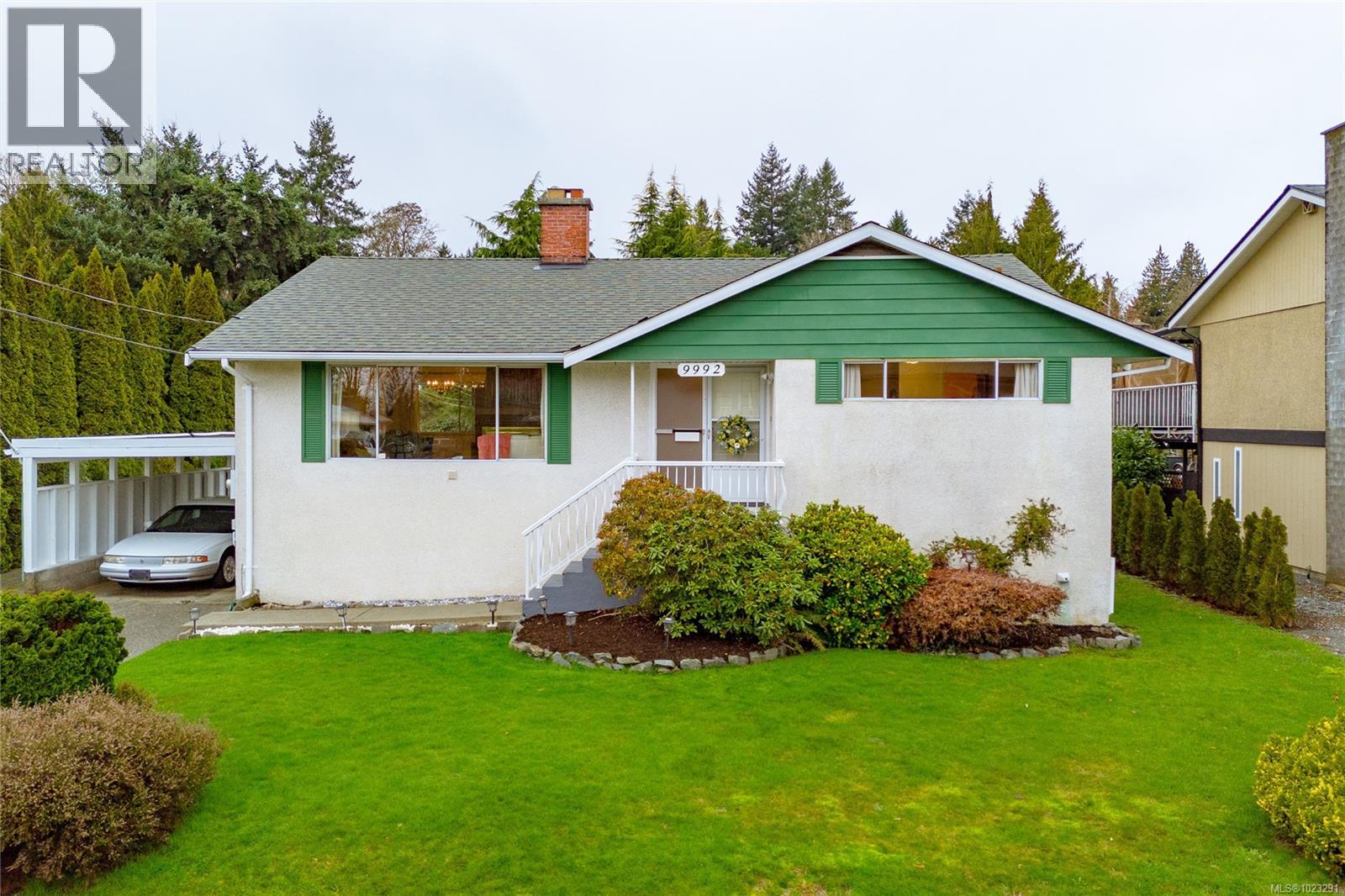 9992 Daniel St, Chemainus