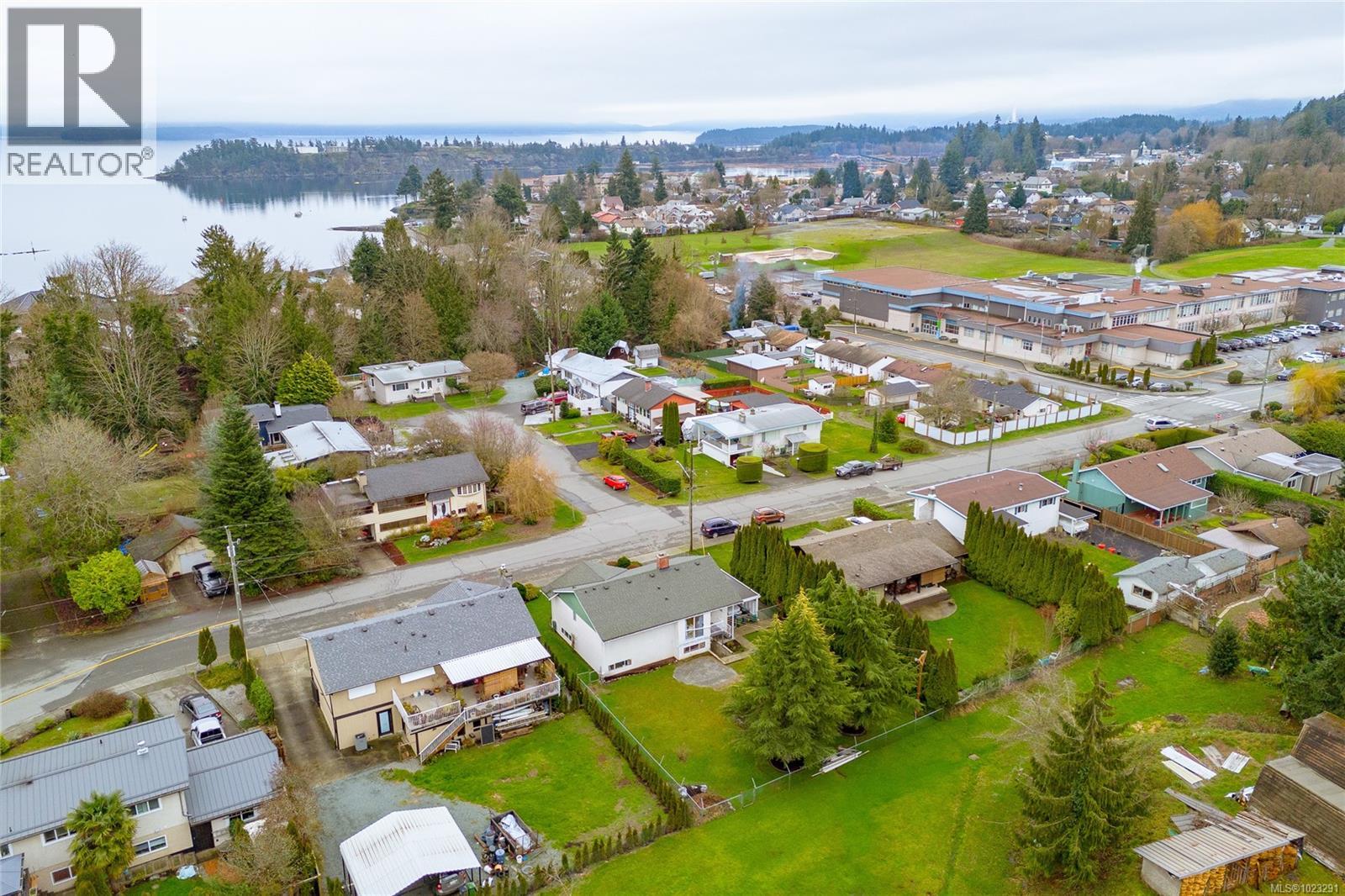 9992 Daniel St, Chemainus