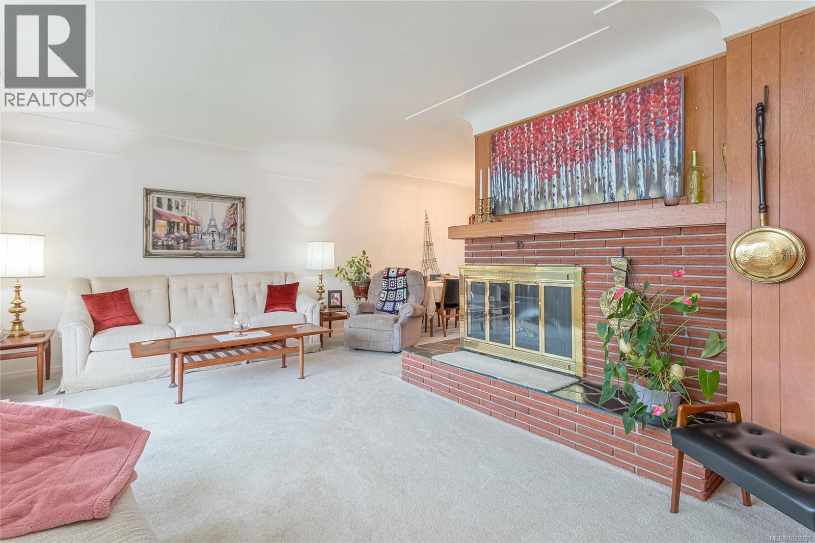 9992 Daniel St, Chemainus