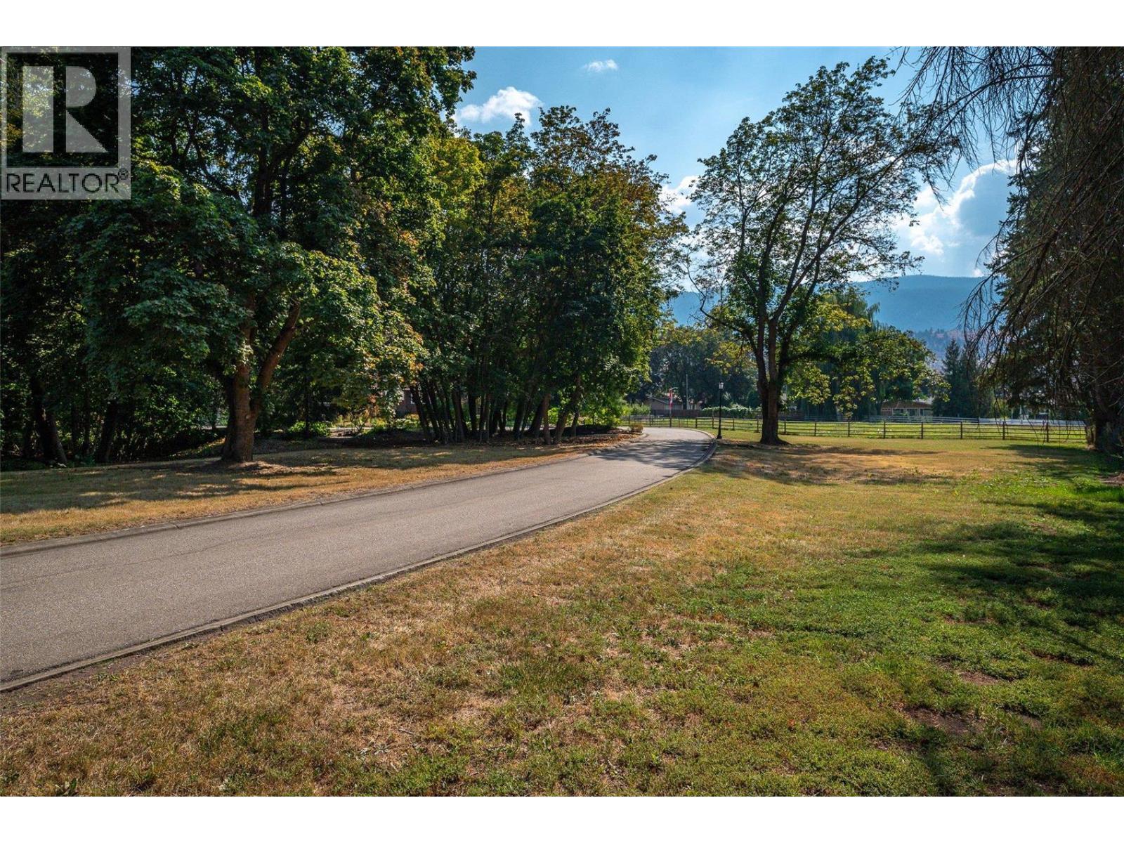 9310 Kalamalka Road, Coldstream