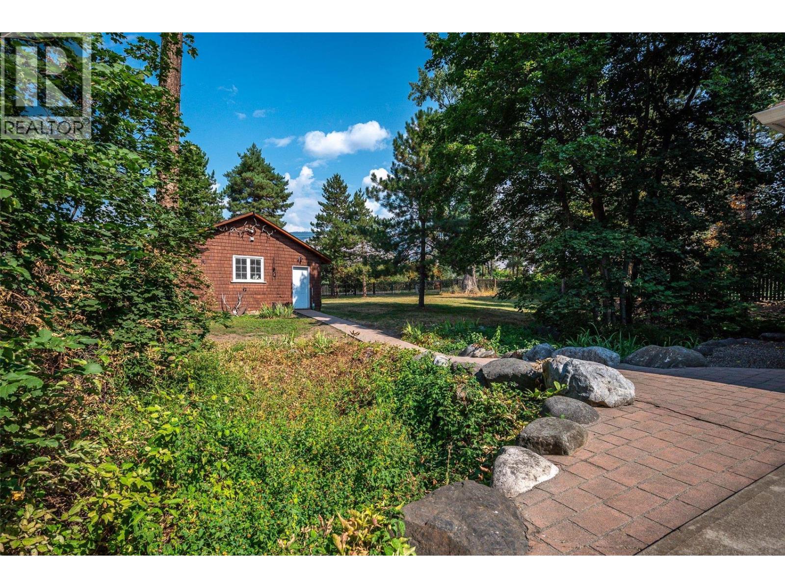 9310 Kalamalka Road, Coldstream