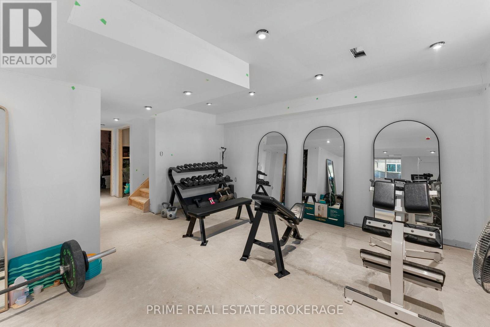 111 LOSSING DRIVE Property Photo