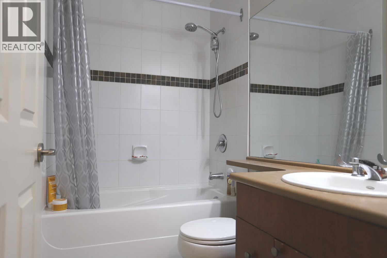 215 40437 TANTALUS ROAD, Squamish