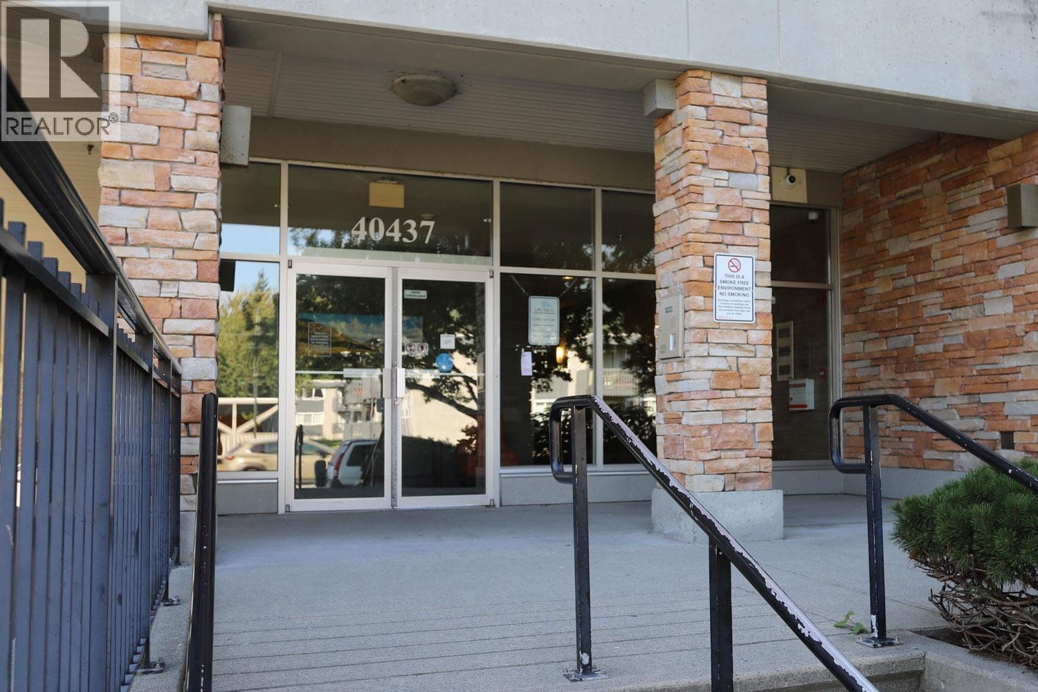 215 40437 TANTALUS ROAD, Squamish