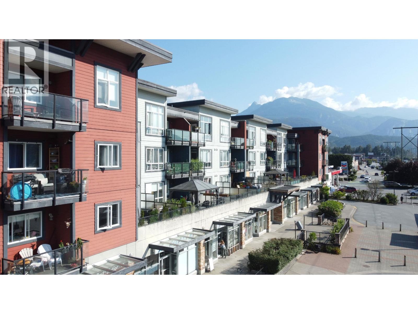 215 40437 TANTALUS ROAD, Squamish