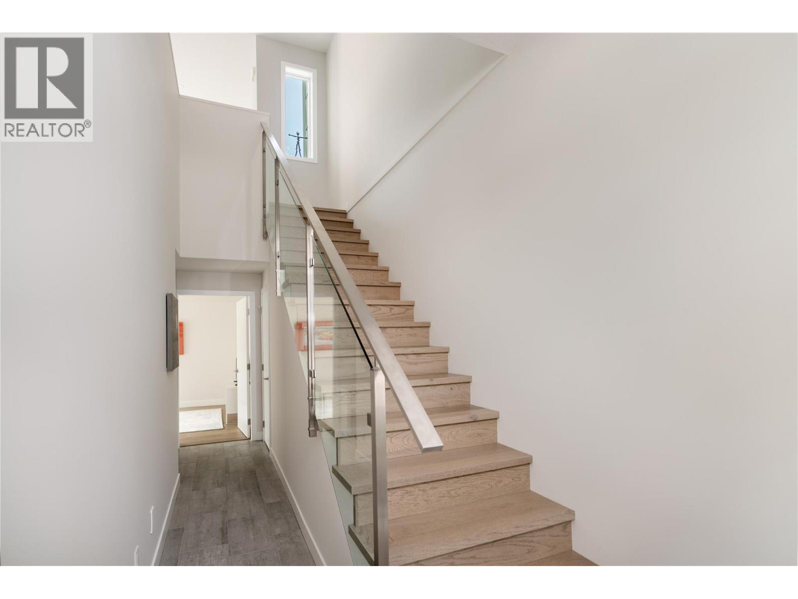 17 3719 WOODSDALE Road, Lake Country